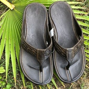 Pali Hawaii “Shaka” Thong Sandals - Brown